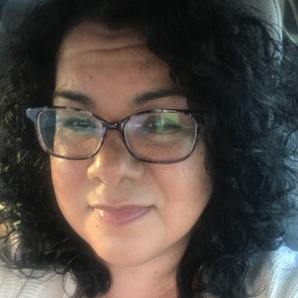 Meet your Posher, Marisol